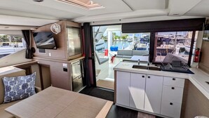 Interior - Sun-Kissed Sailing: A Caribbean Beach Experience from Islas Vírgenes de Estados Unidos, Santo Tomás (St Thomas)