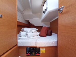 2 bedrooms, in-room safe - Sun-Kissed Sailing Adventure in the Ionian Islands, Lefkada (Lefkada)