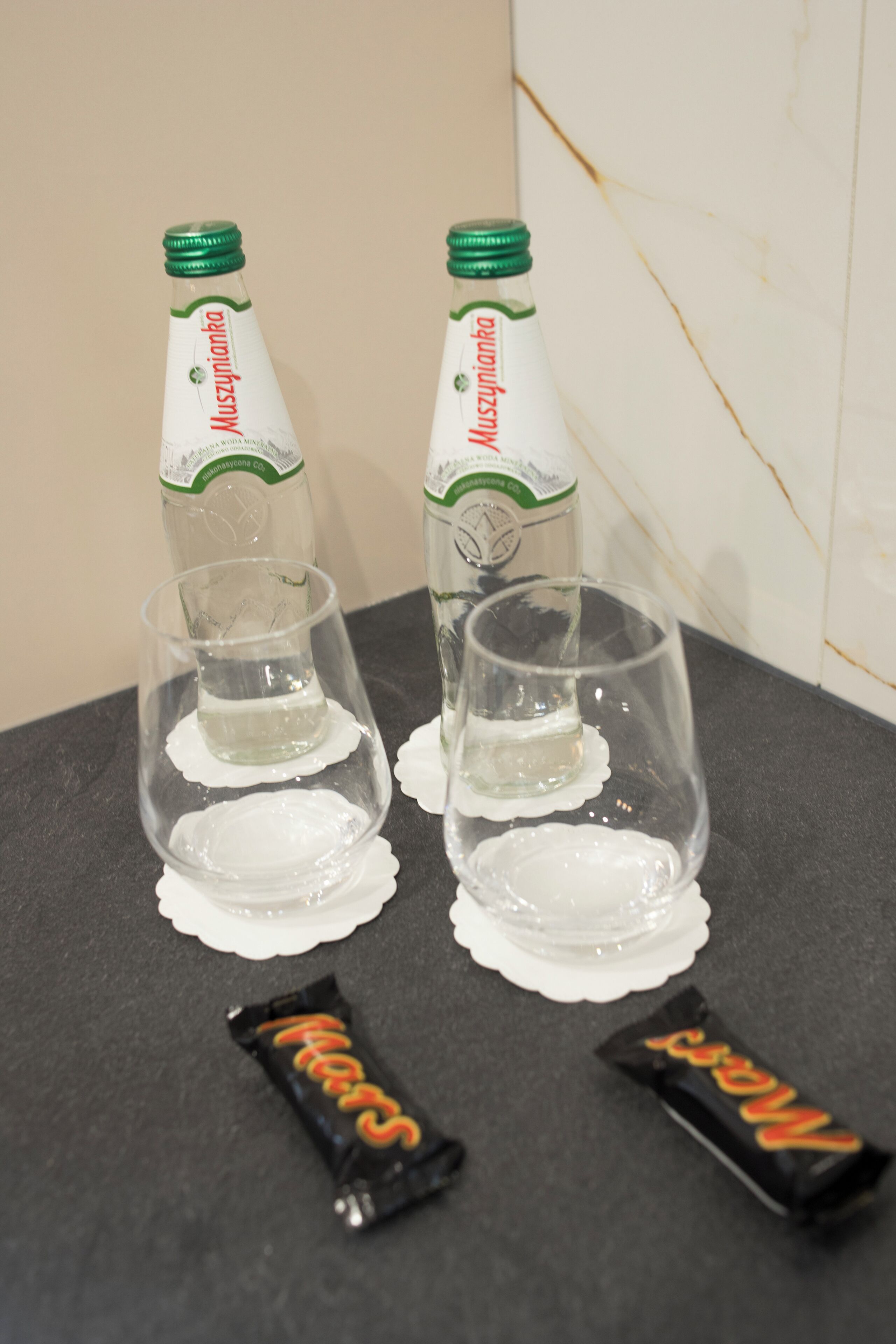 الطعام والشراب