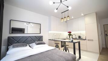 Deluxe Apartment, Balcony, City View