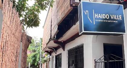 Tropical 5-Bedroom Suites Near Beach in General Luna