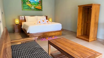 Quarto luxo | Escrivaninha, espaço de trabalho para notebook, Wi-Fi de cortesia