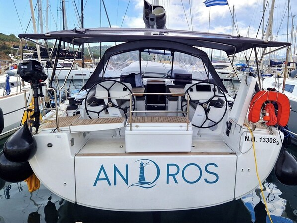 Marina - Sun-Kissed Sailing Adventure in the Saronic Islands (Laurium)