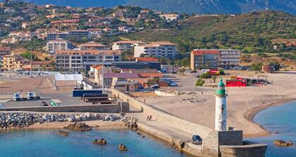 Sun-Kissed Sailing Adventure in Córcega