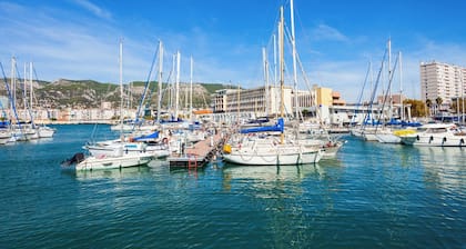 Sun-Kissed Sailing Adventure in Puerto de Toulon
