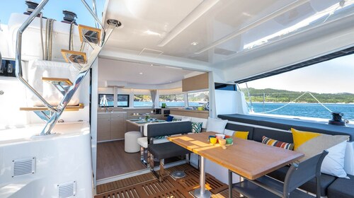 Caribbean Dream: Sun-soaked Sailing Adventure from Tortola, Islas Vírgenes Británicas