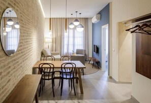 Apartment, 2 Bedrooms | Dining - Terra Triana Apartments (Seville)