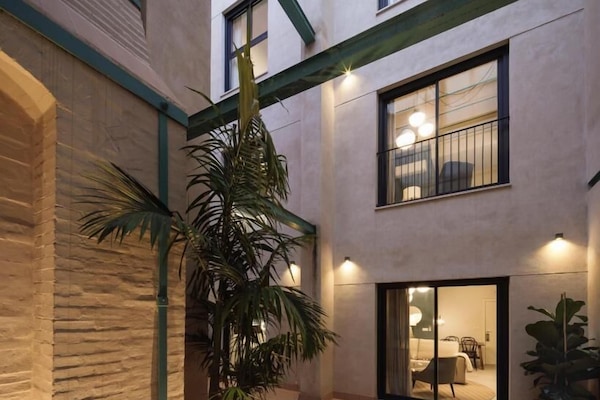 Deluxe Apartment | Terrace/patio