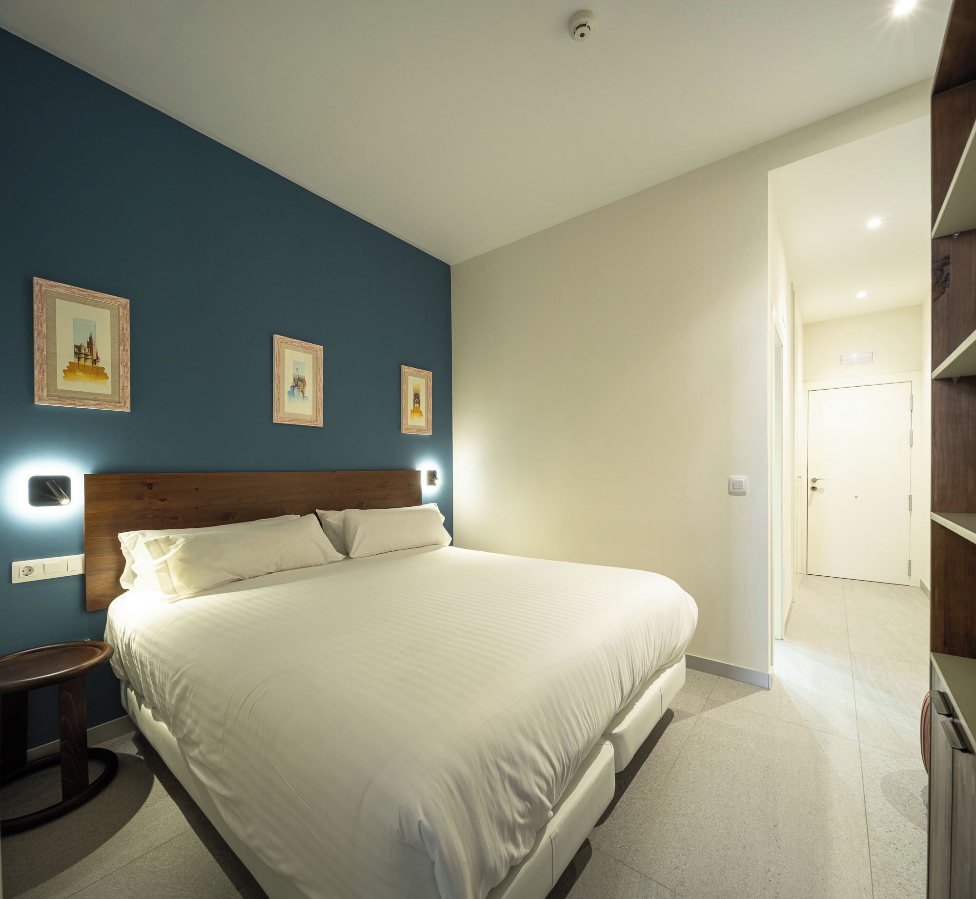 Appartement, 1 queensize bed met slaapbank