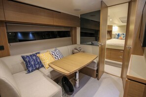 Room - Sun-Kissed Sailing Adventure in the Ionian Islands (Kontokali)
