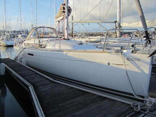Sun-Kissed Sailing to Costa Esmeralda: A Beach Lover's Dream