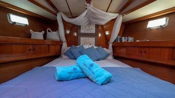 2 bedrooms