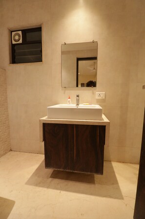Bathroom - ANJALI ESTATES AND DEVELOPERS (Malda)