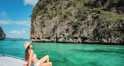 Sun-Kissed Sailing Adventure in Sibenik, Croatia