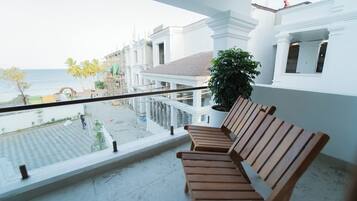 Suite | Balcony