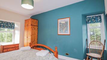 7 bedrooms, individually decorated, individually furnished, free WiFi