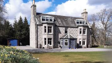 Cottage | Exterior