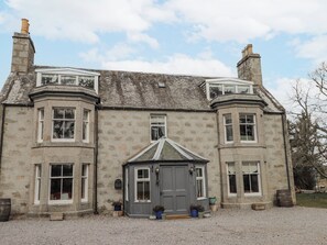 Exterior - Achnagonlin House (Grantown-on-Spey)
