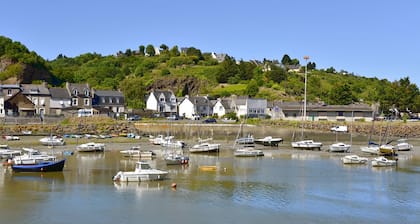 Sun-Kissed Sailing to Costa Esmeralda: A Beach Lover's Dream