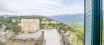 Phoebe House - Capestrano