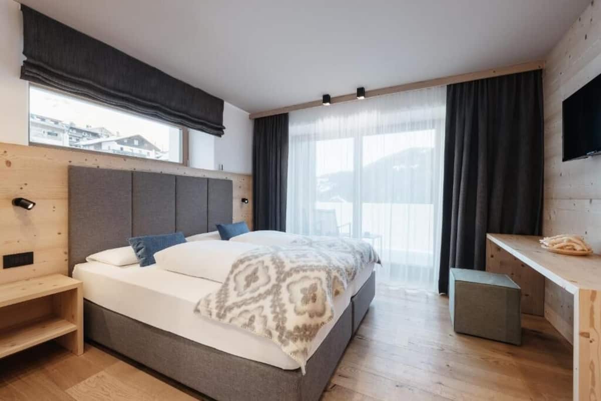 Comfort Double or Twin Room, Balcony, Mountain View