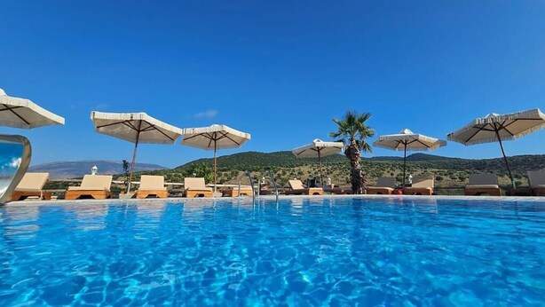 プール