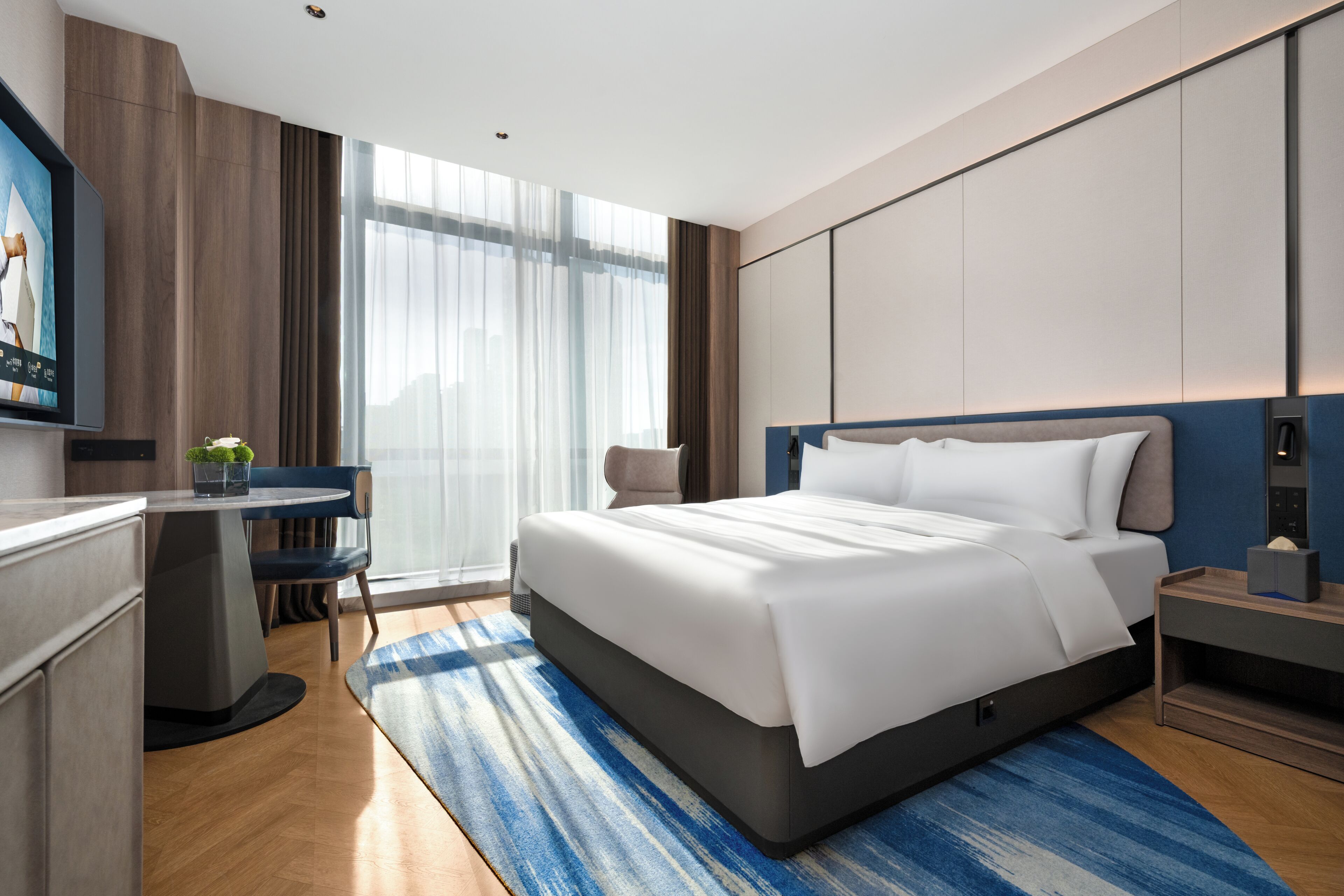 Superior Room, 1 King Bed | Premium bedding, down comforters, pillowtop beds, free WiFi