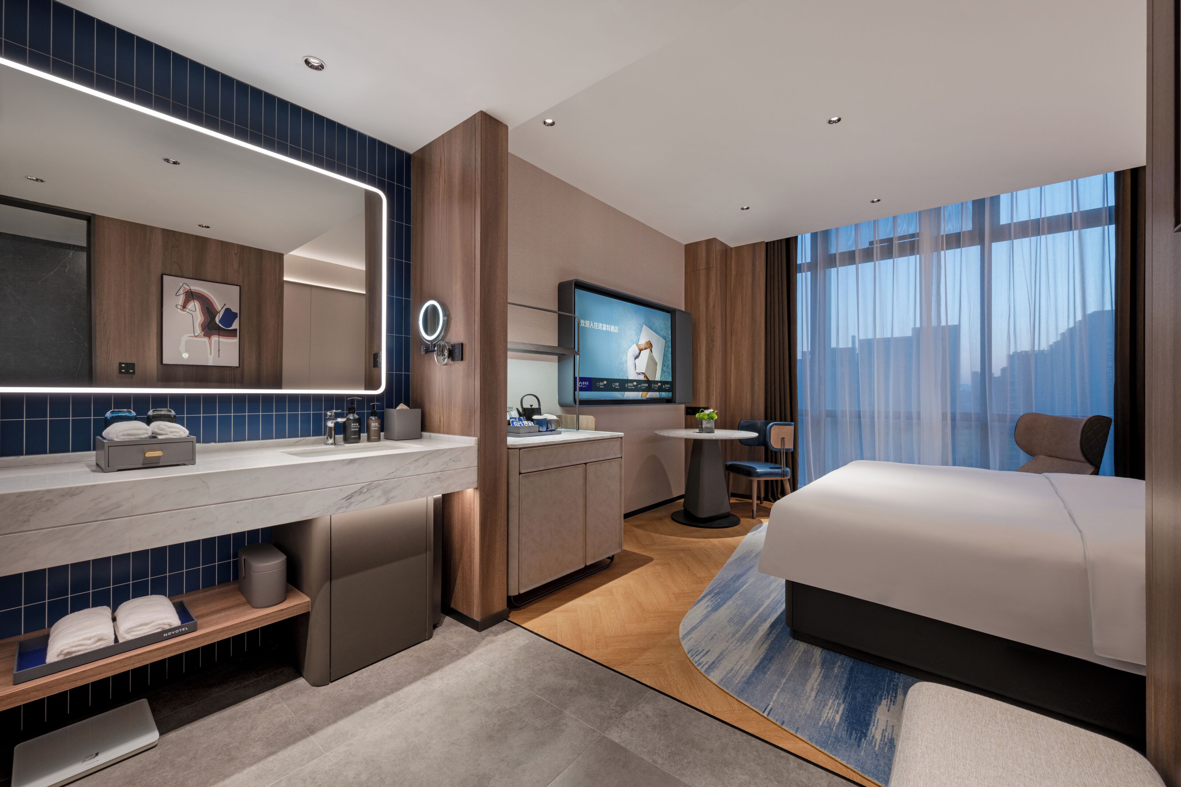 Superior Room, 1 King Bed | Premium bedding, down comforters, pillowtop beds, free WiFi