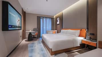 Superior Room, 1 King Bed, Garden View