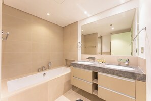 Exclusive Apartment, Non Smoking, Garden View | Bathroom - PVH - Podium 2BR - Creek Harbour (Dubai)