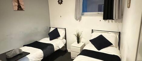 2 bedrooms, free WiFi, bed sheets