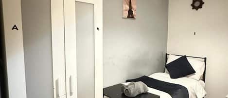 2 bedrooms, free WiFi, bed sheets