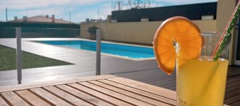 Casa Canto: Casa Vacacional con Piscina Privada, Wi-Fi y Aire Acondicionado