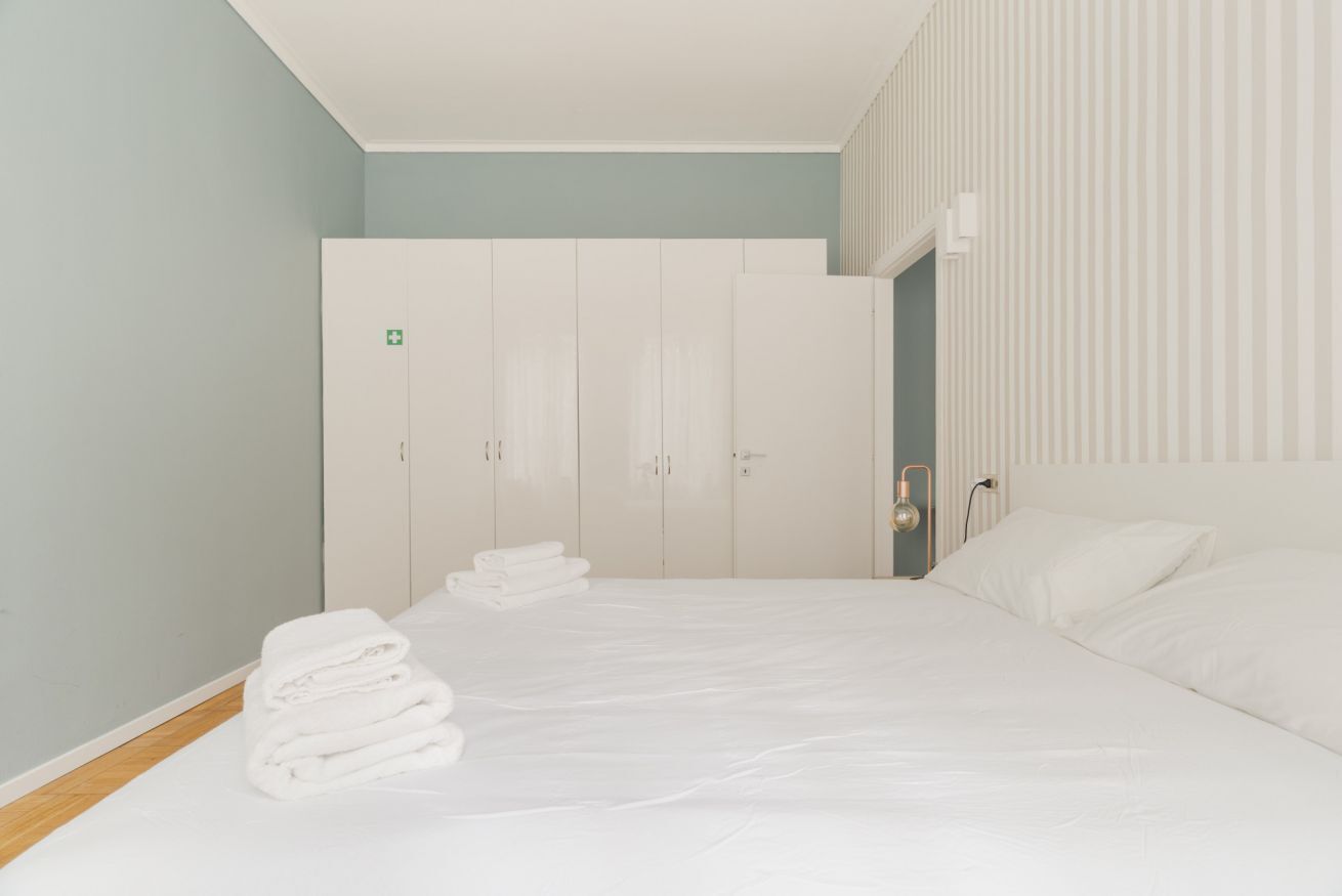 2 Schlafzimmer, Bügeleisen/B ügelbrett