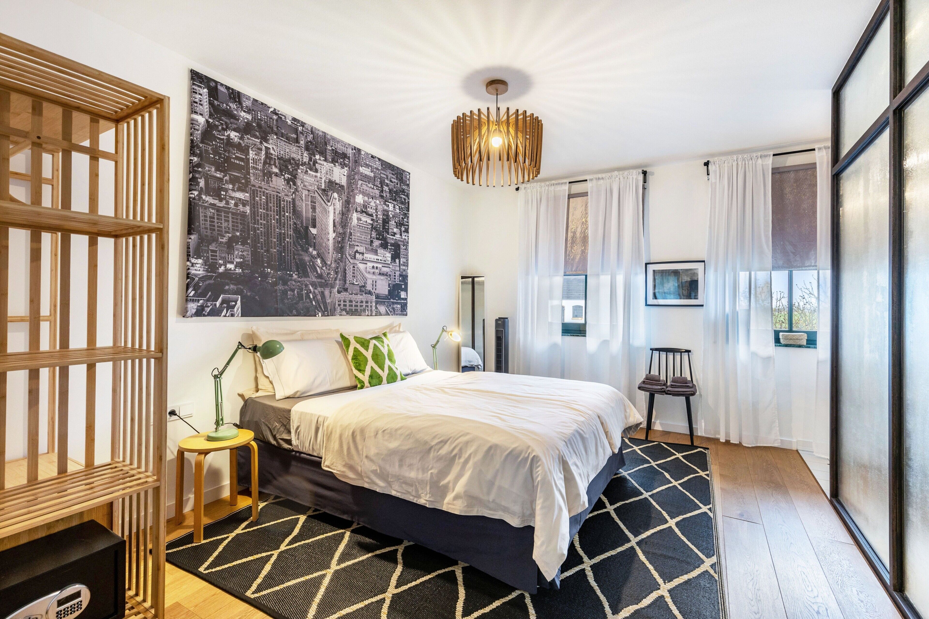 2 dormitorios, tabla de planchar con plancha, wifi y ropa de cama