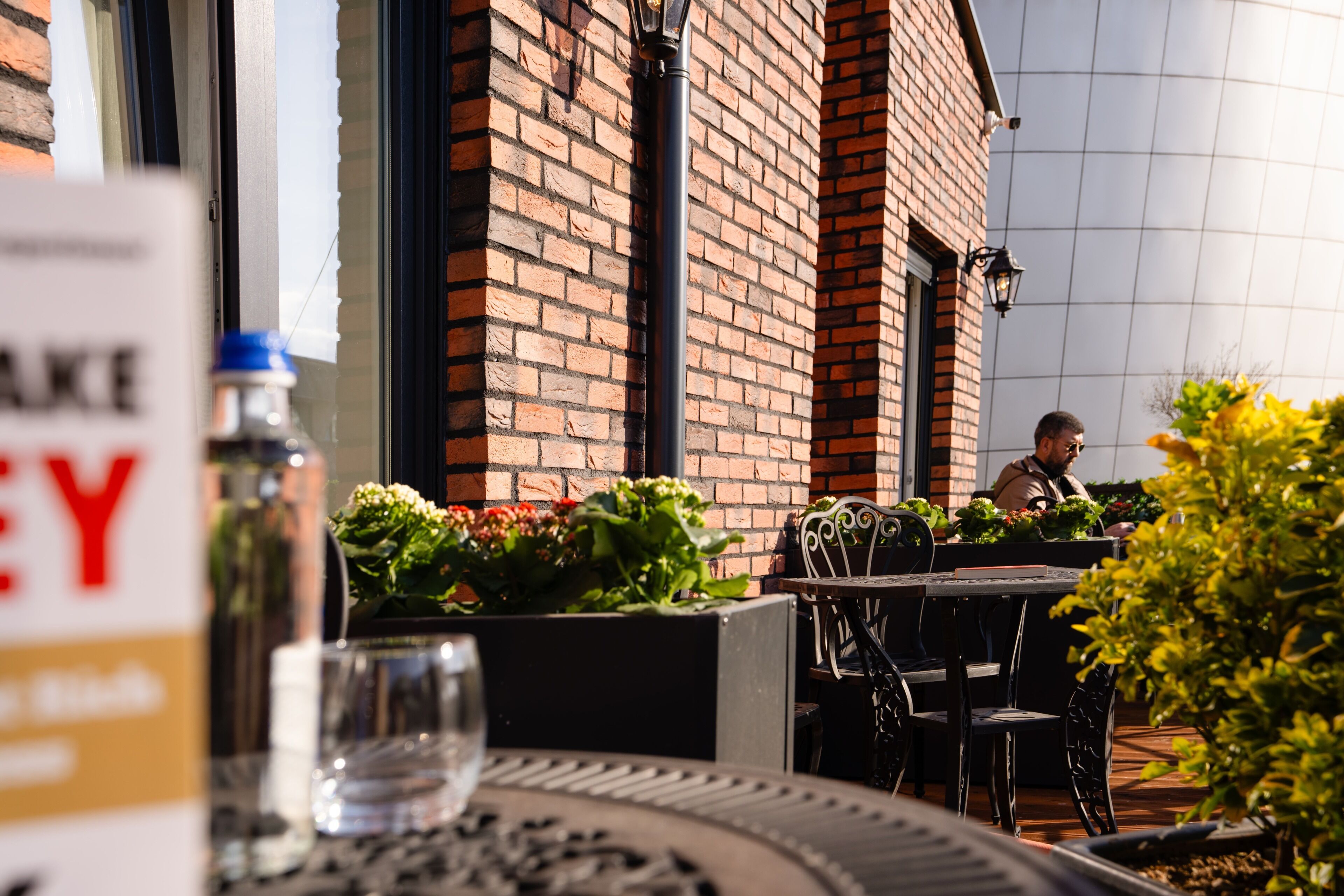 Deluxe Twin Room, City View | Terrace/patio