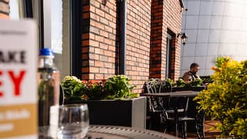 Deluxe Twin Room, City View | Terrace/patio