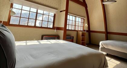 Madarao Private Ski Lodge | Sleeps 18 | 50m to Slopes