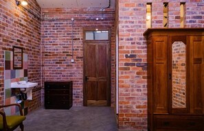 Apartemen Comfort, dapur | Kamar mandi