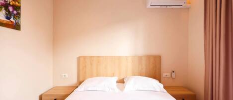 Deluxe Double Room, City View