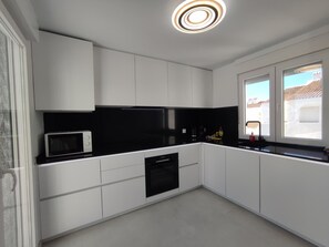Private kitchen - LIVE ON THE WATER: APARTMENT ON THE 1ST LINE (Alcocéber)