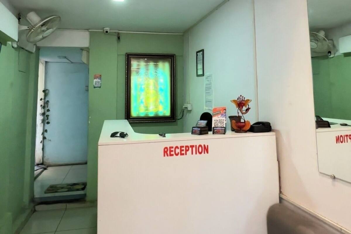 Deluxe Room, City View | Lobby