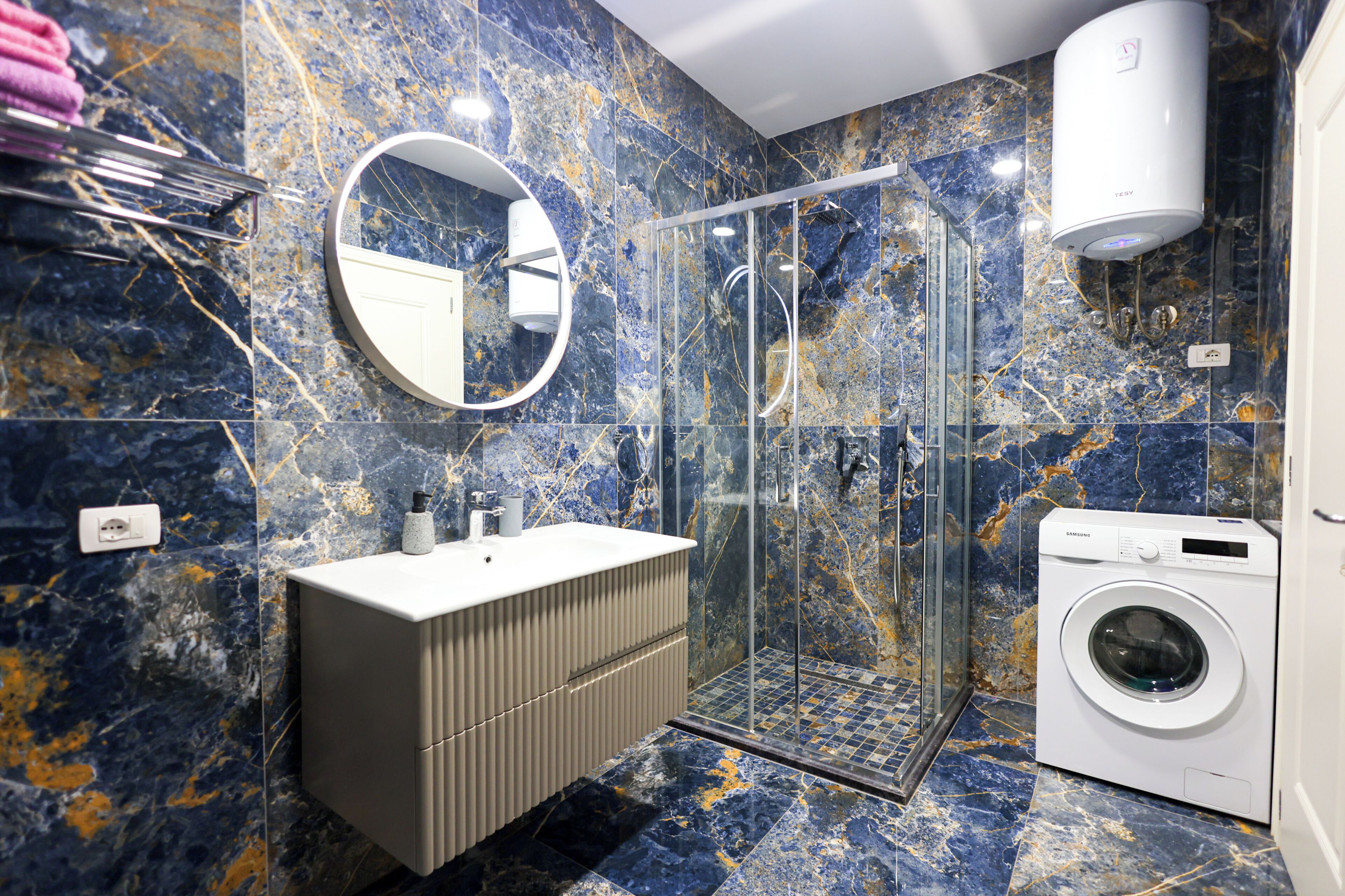 Grandstay Urban One | Bathroom | Shower, hair dryer, towels, toilet paper