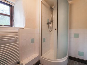 Shower, hair dryer - Cider House - Near Lyme Regis (Axminster)