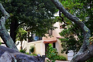 Exterior - Off-the-Beaten-Path Holiday Home with Mountain View, Wi-Fi & Air Conditioning (Maureillas-las-Illas)