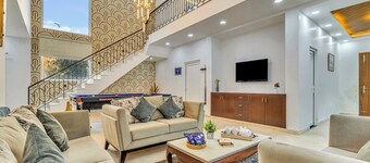 알라야 스테이즈 라티카라 울라스 2BHK 수영장