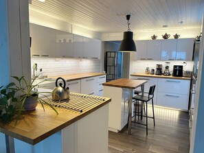 Villa Supérieure, sauna, vue jardin | Cuisine privée
