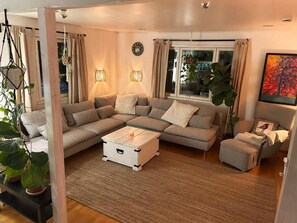 Superior villa, sauna, uitzicht op tuin | Woonruimte