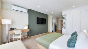SENS Superior King Room | Free WiFi, bed sheets