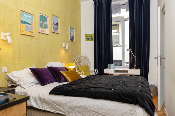 1 bedroom, WiFi, bed sheets